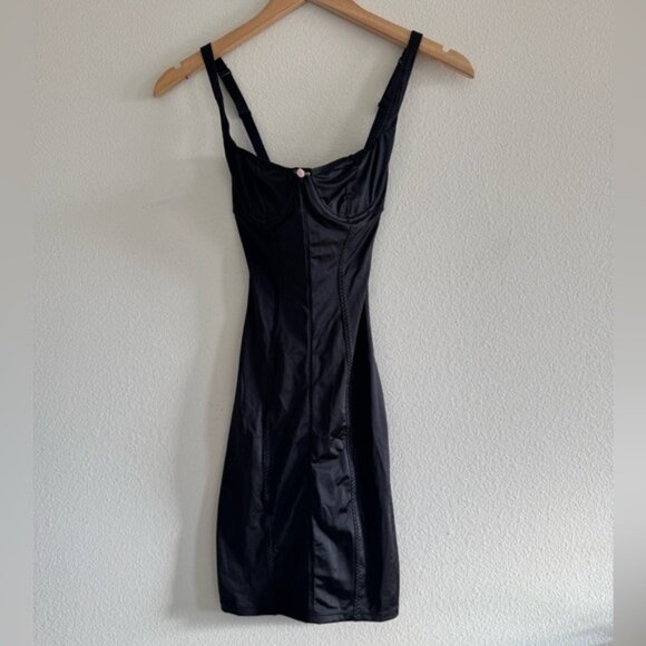 NWT Skims Stretch Satin Dress in Onyx - Picture 1 of 4